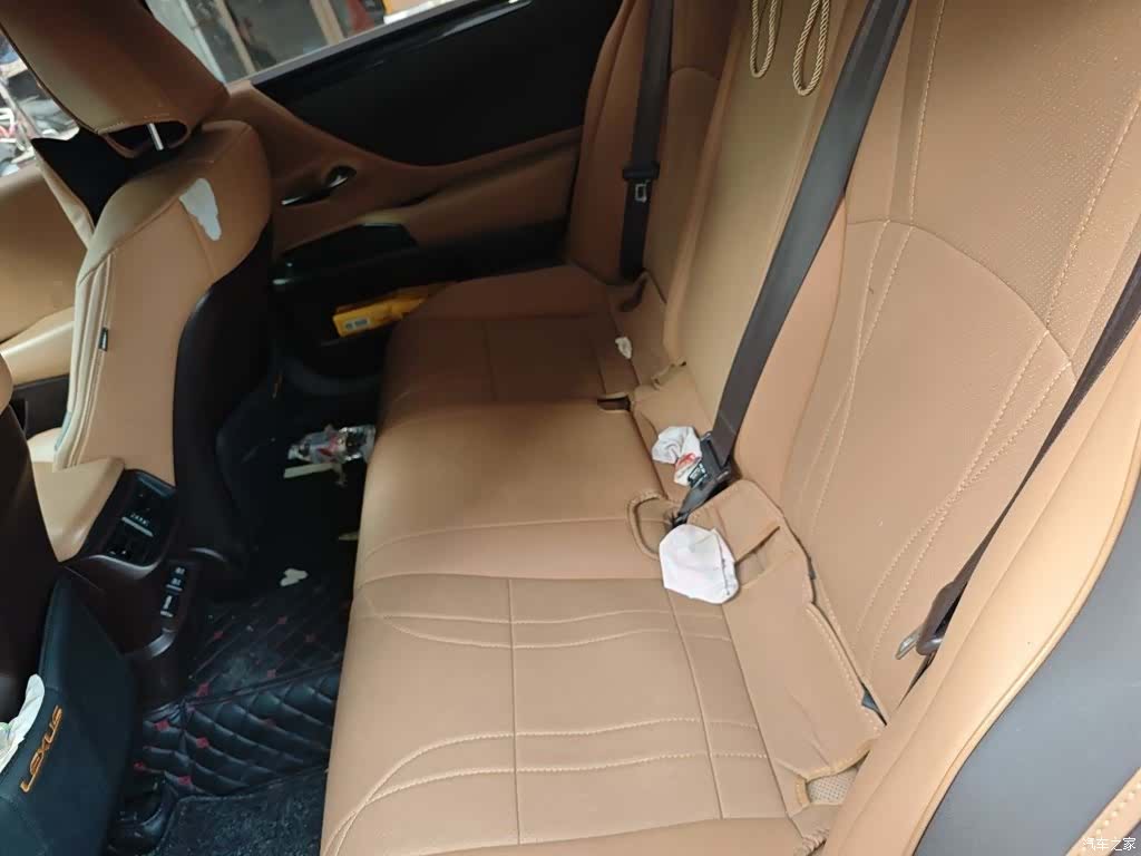 Lexus ES, 2019 15