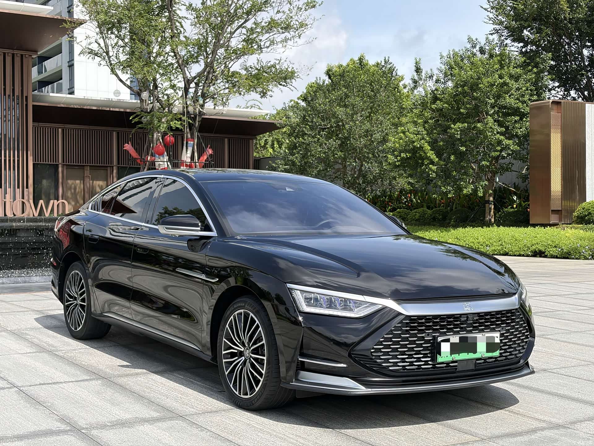 BYD Han, 2022 4