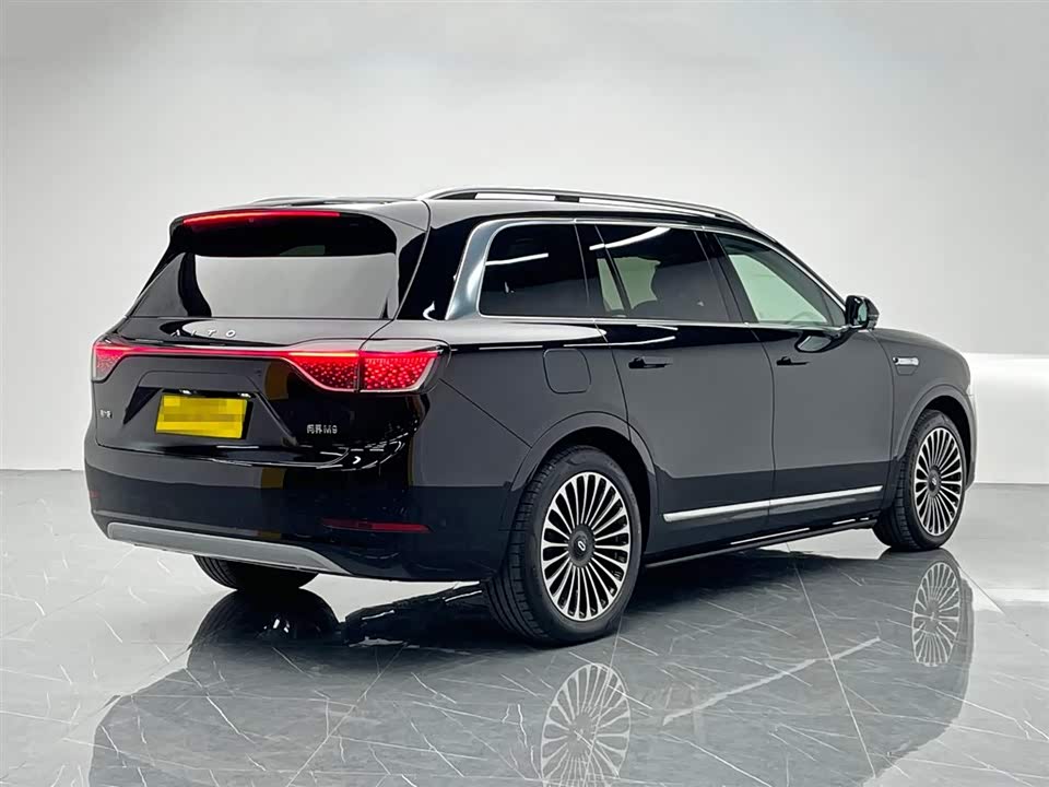 AITO Ask the world M9