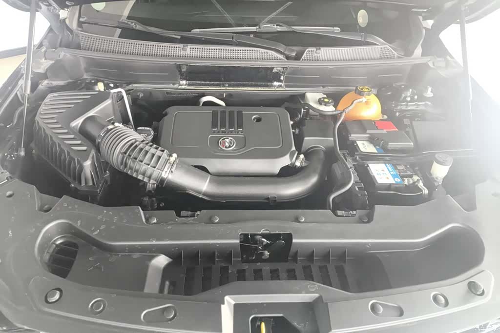 Buick Enclave, 2020 10