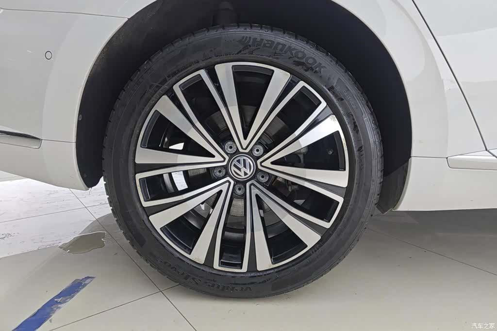 Volkswagen CC, 2020 6