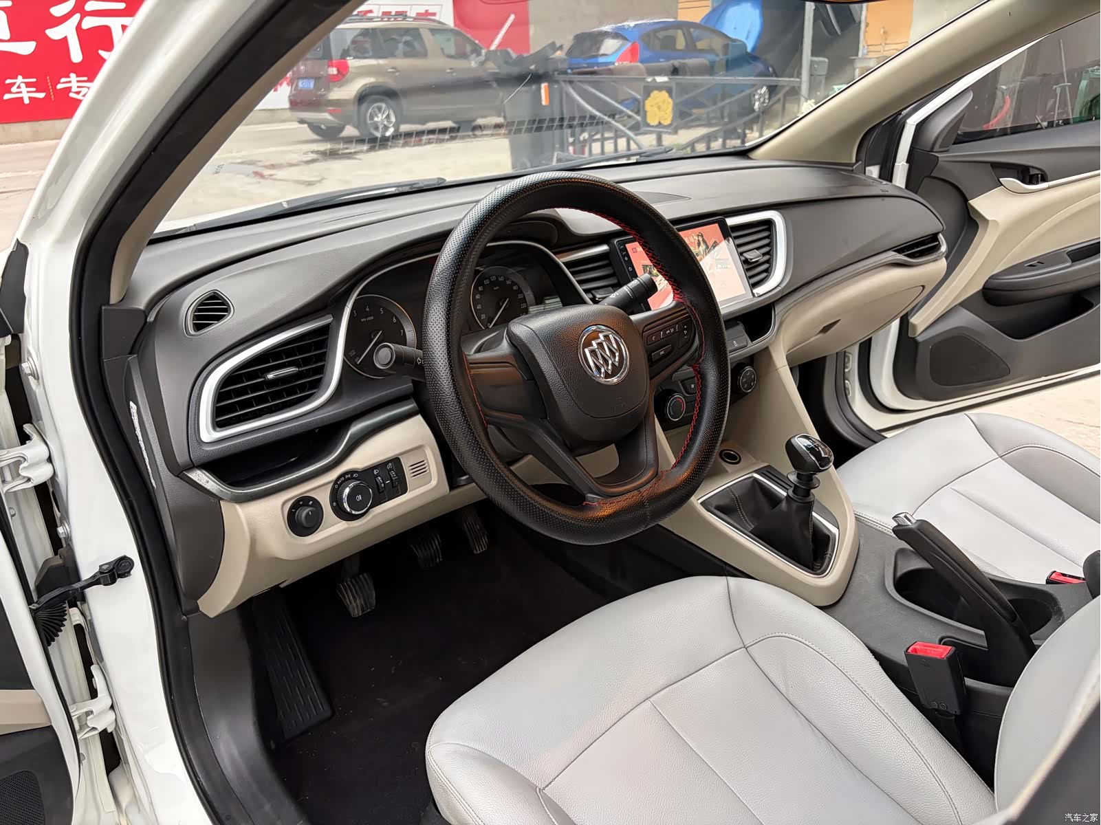 Buick V, 2018 4