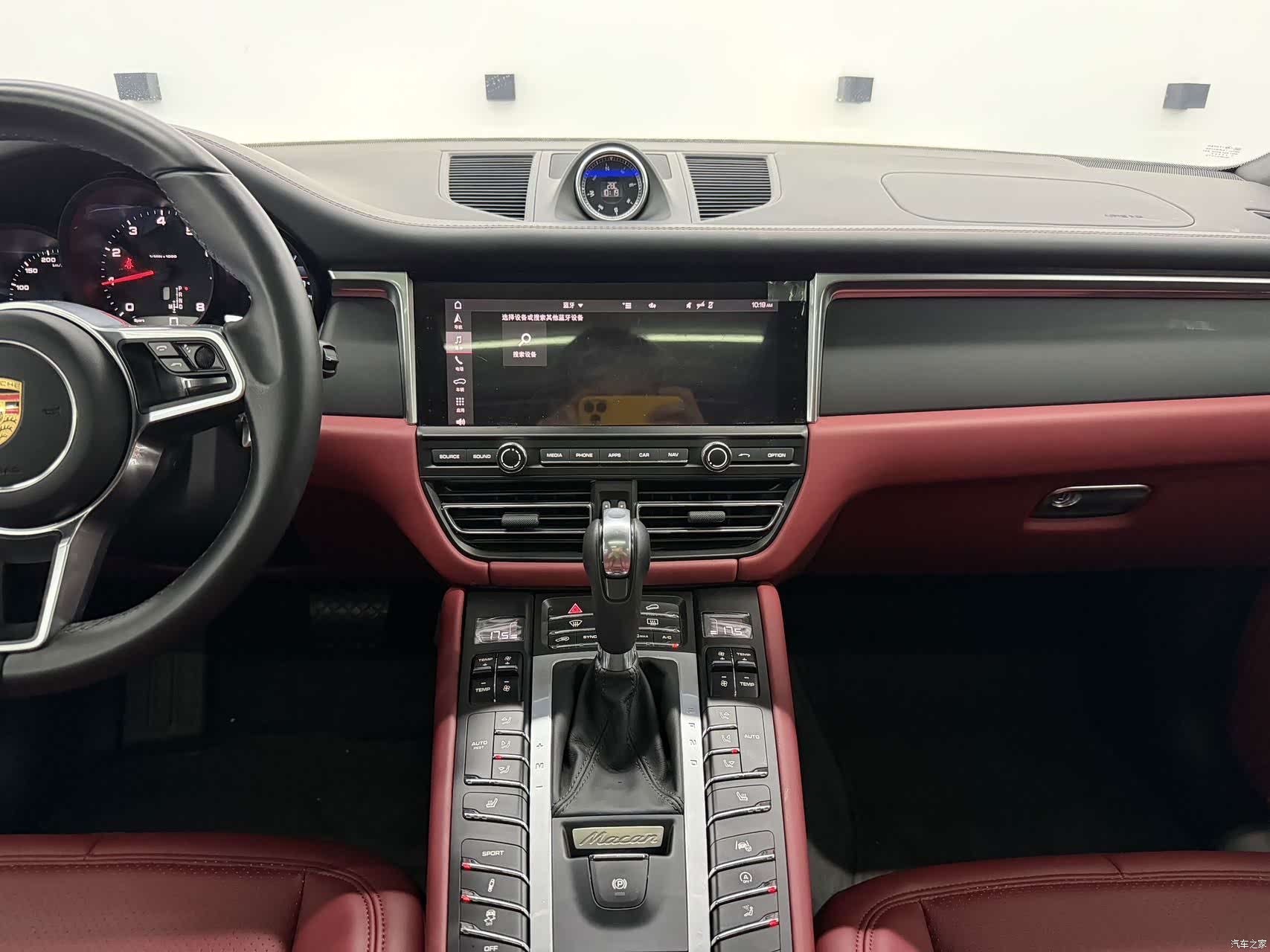 Porsche Macan, 2021 все фото