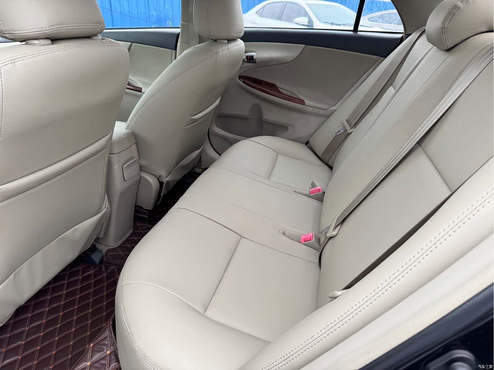 Toyota Corolla, 2012 8