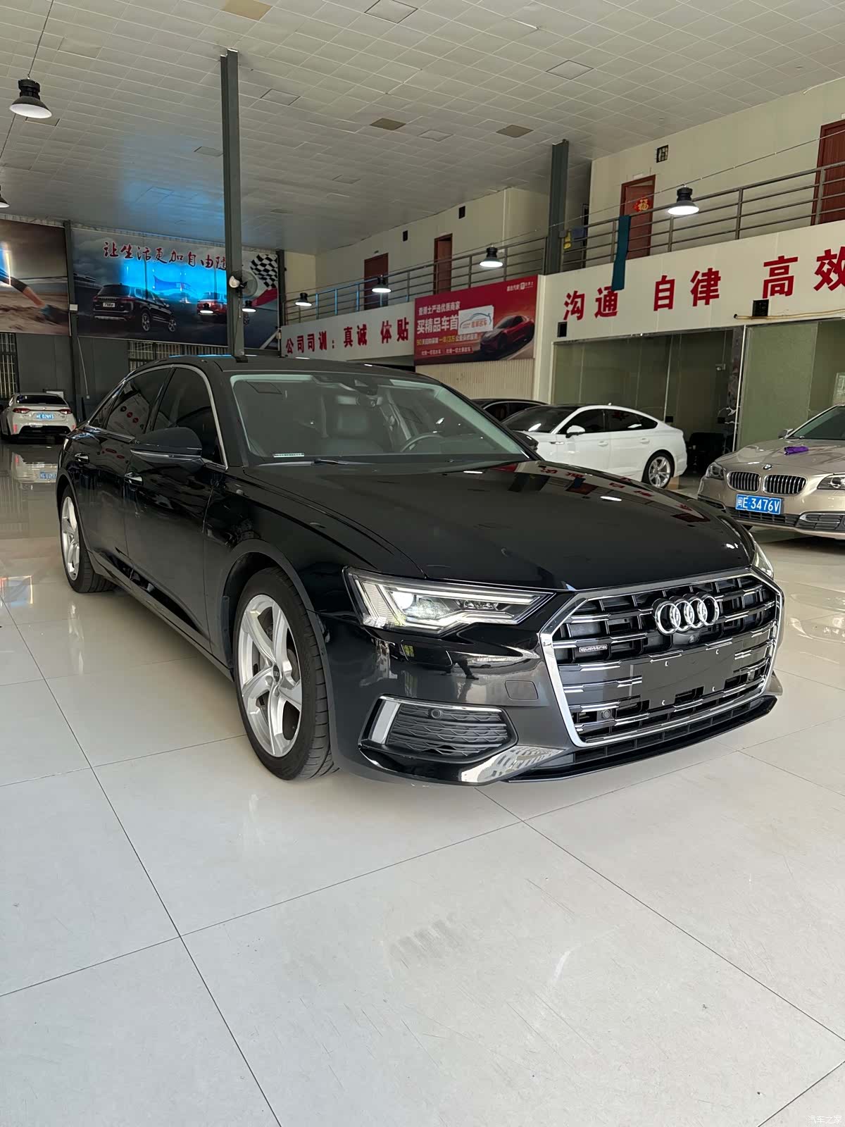 Audi A6L, 2022 3