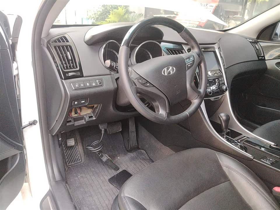 Hyundai Sonata Hyundai Sonata