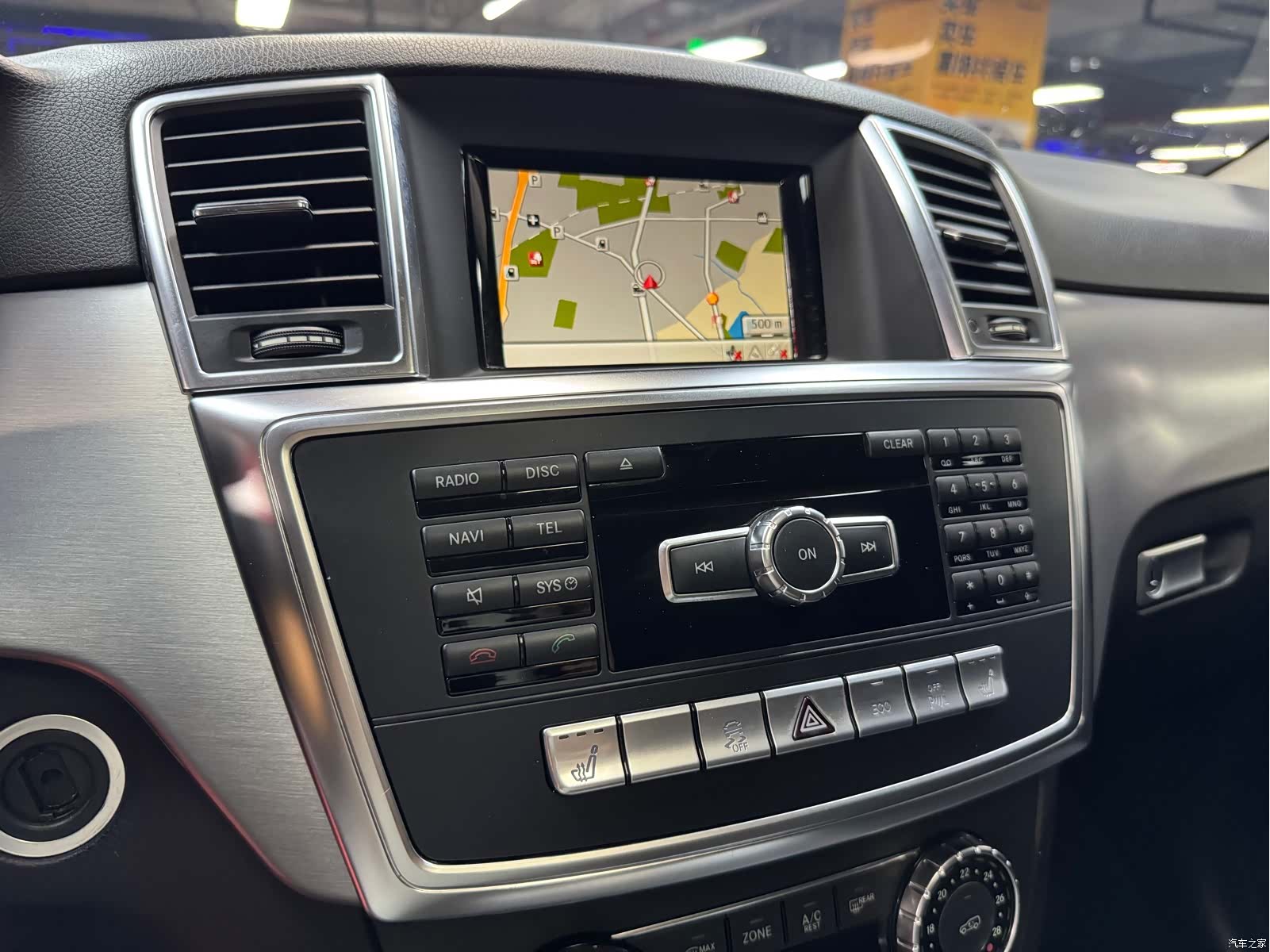 Mercedes-Benz M-Class, 2015 24