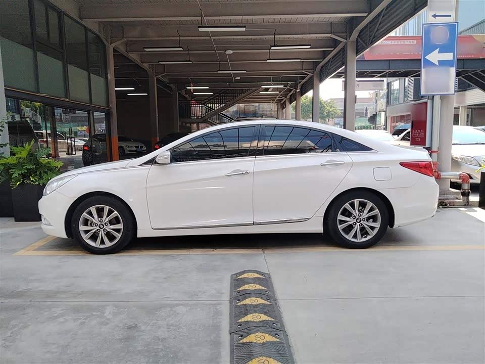 Hyundai Sonata Hyundai Sonata