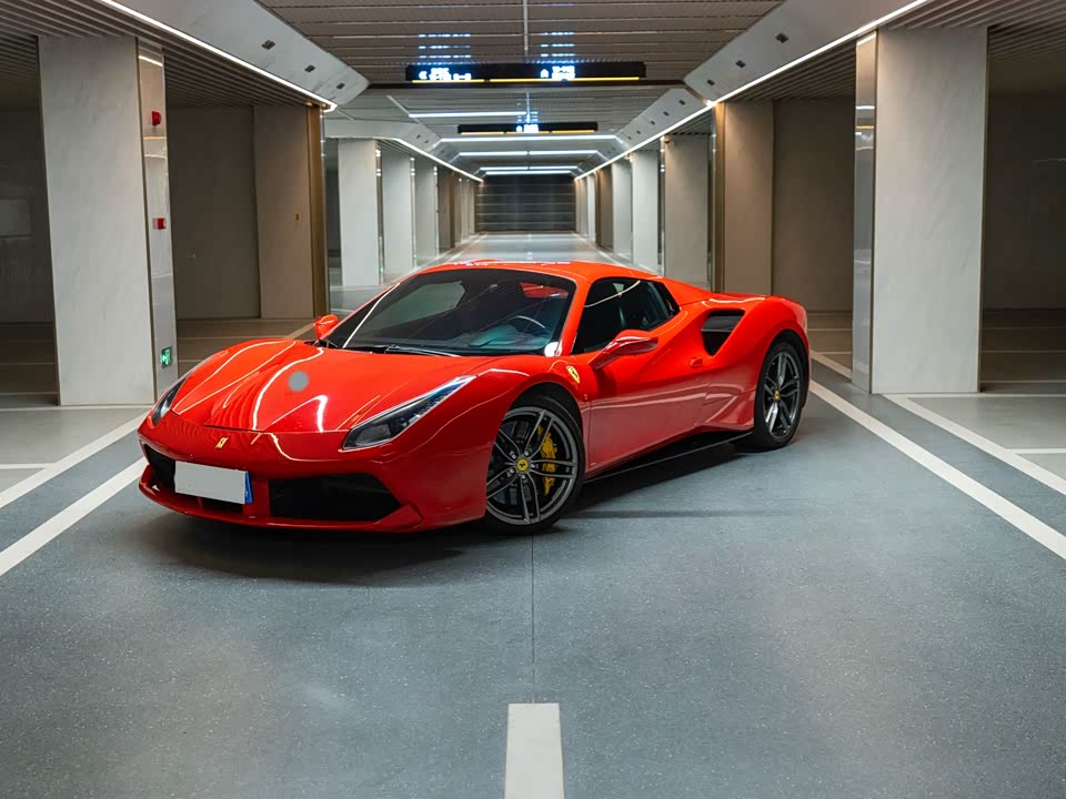 Ferrari 488
