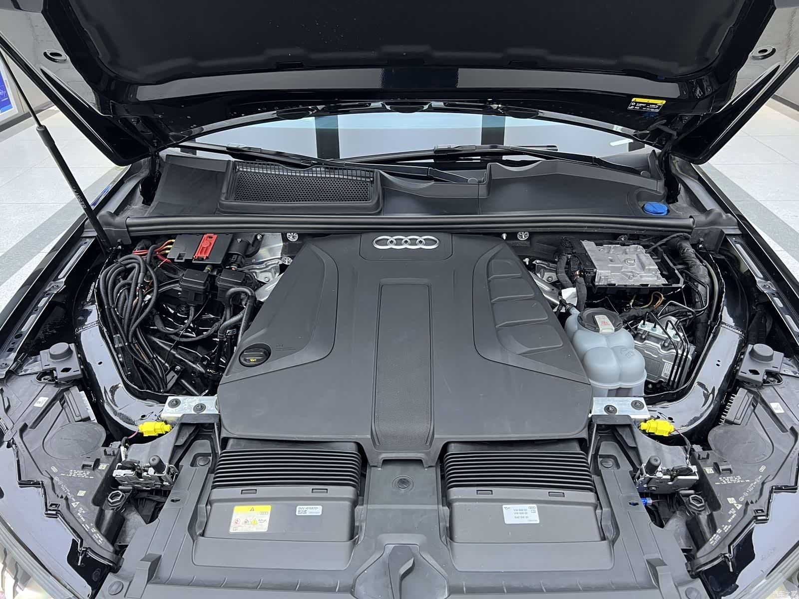 Audi Q7, 2023 26