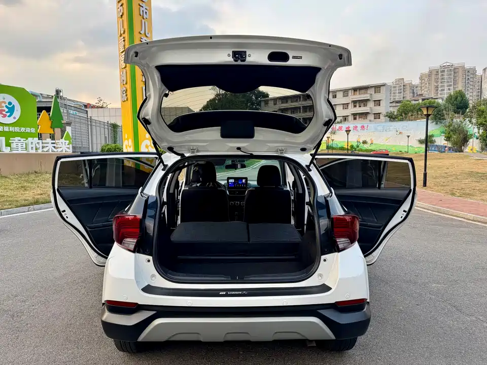 Toyota YARiS L Zhixuan