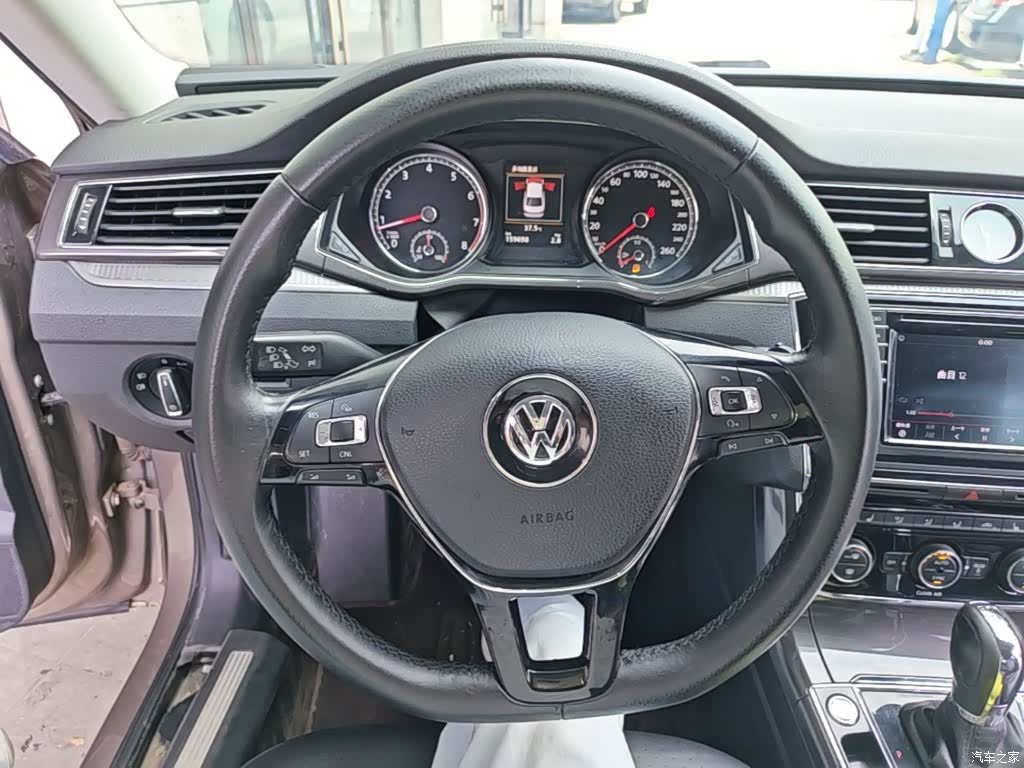 Volkswagen Passat, 2016 11