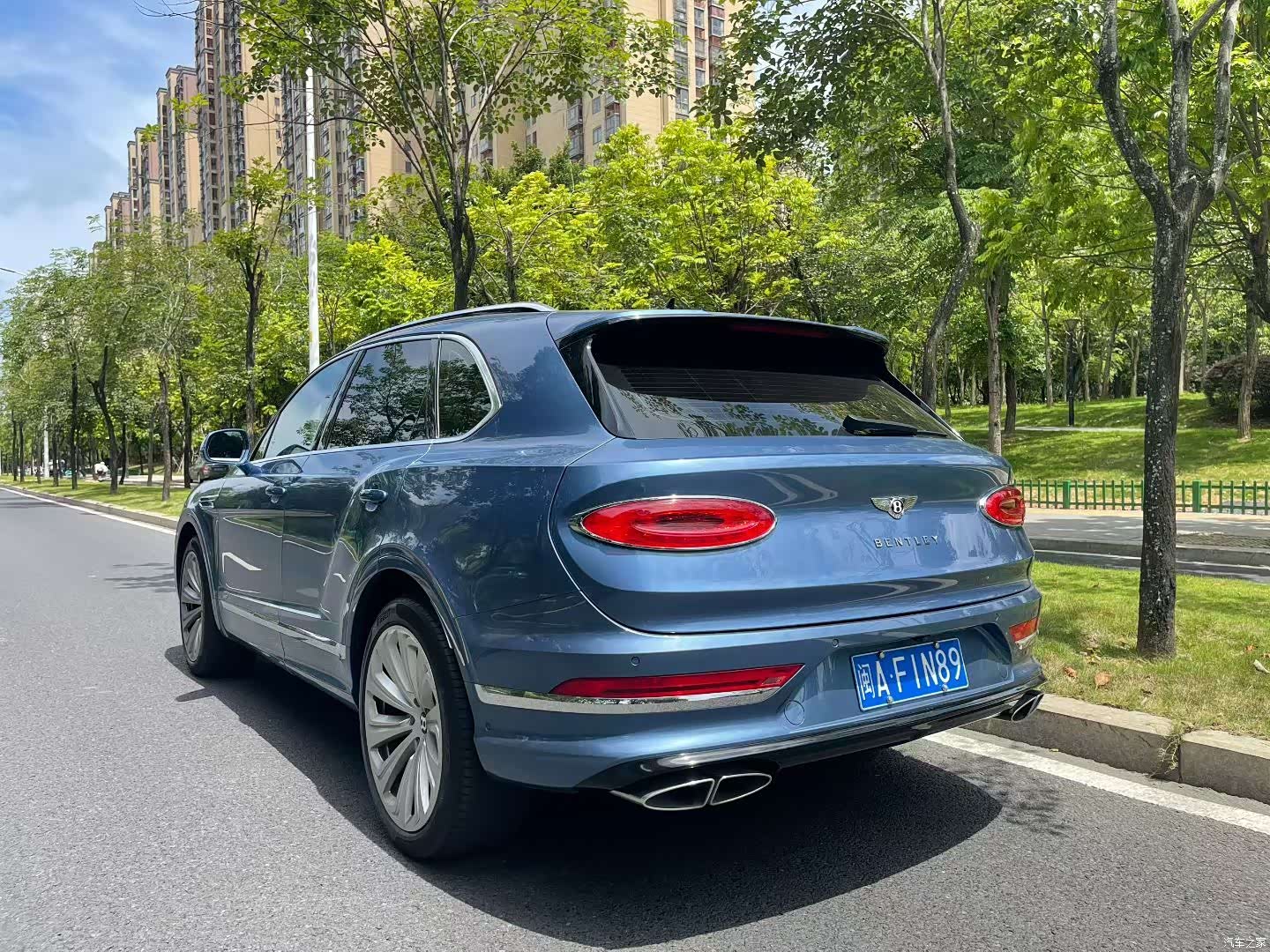 Bentley Bentayga, 2020 4