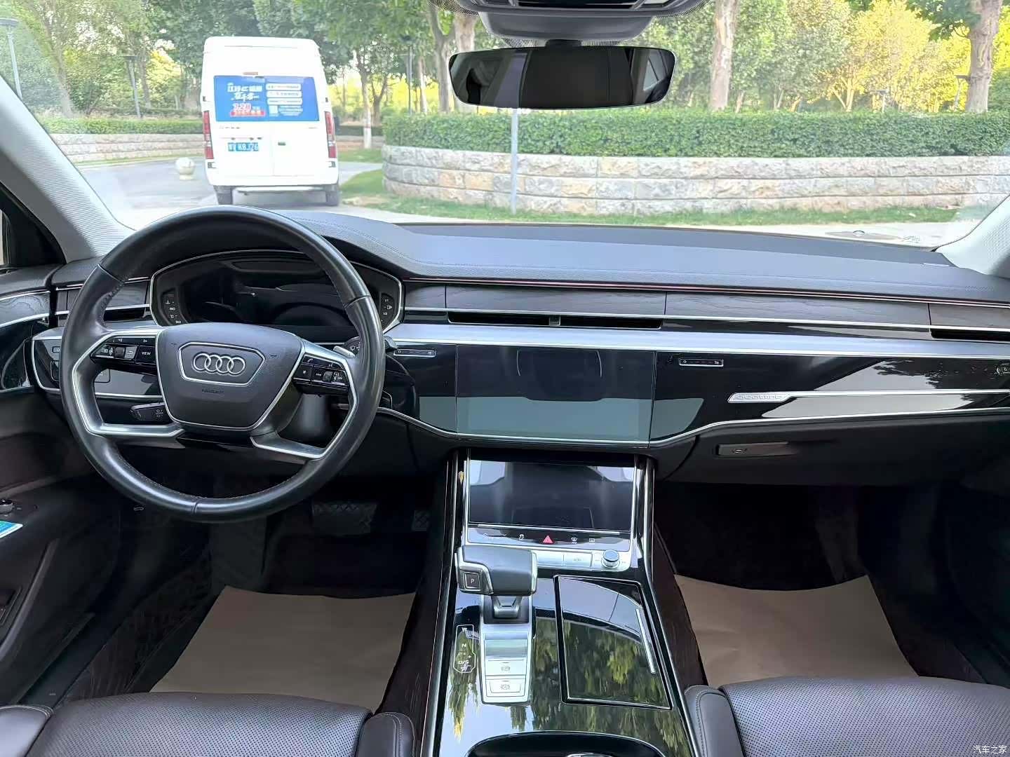 Audi A8L, 2021 все фото