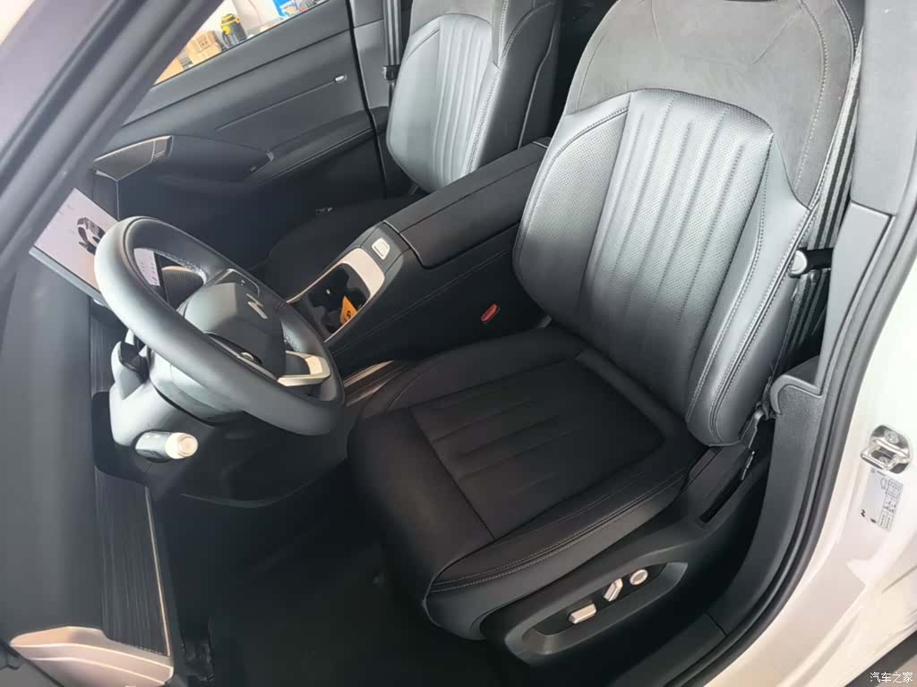NIO L60, 2025 11