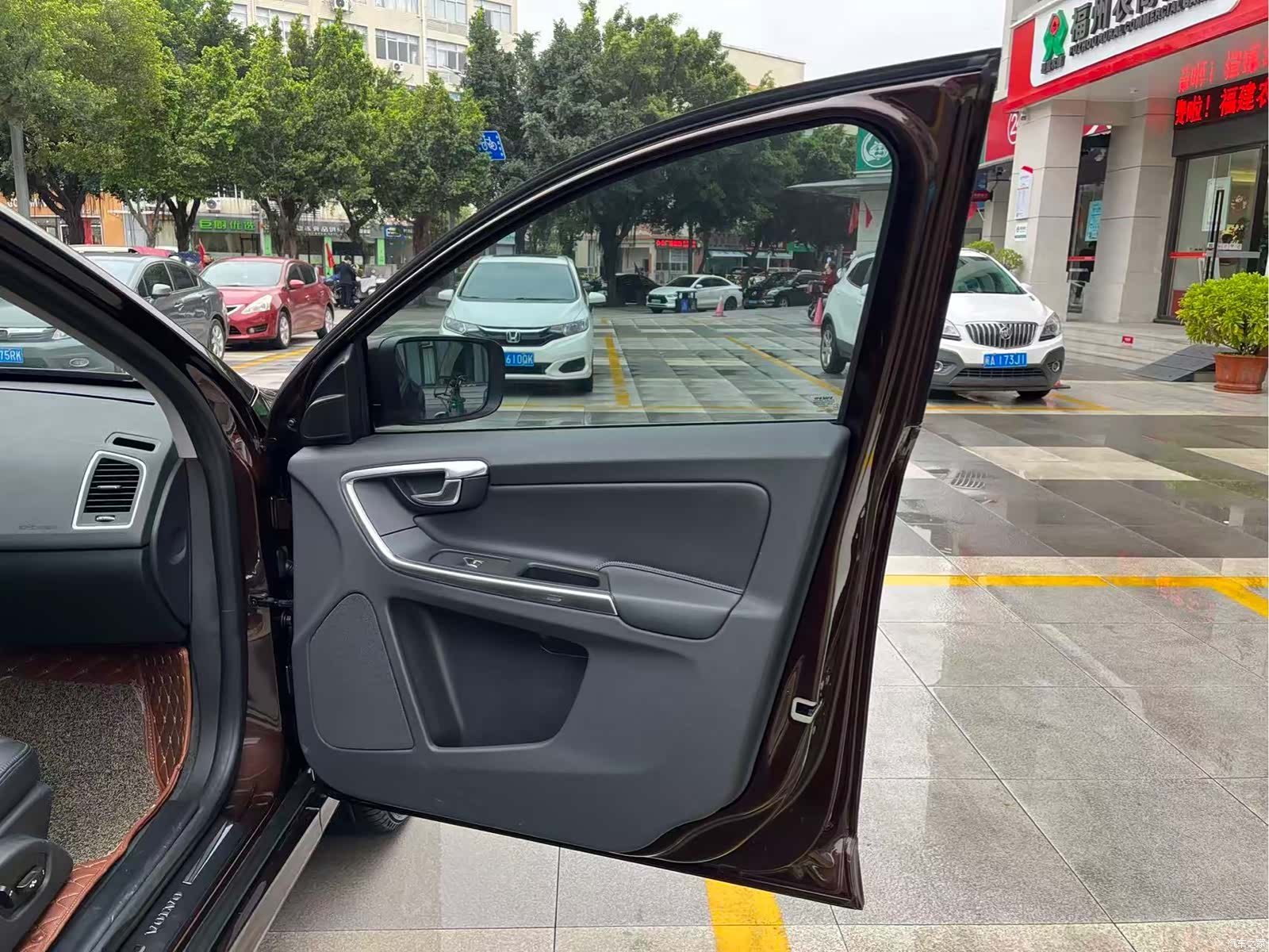 Volvo XC60, 2017 27
