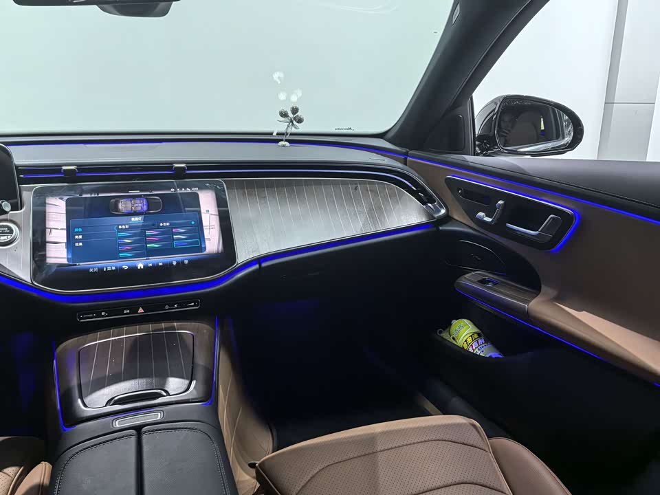 Mercedes-Benz E-class Mercedes-Benz E-class
