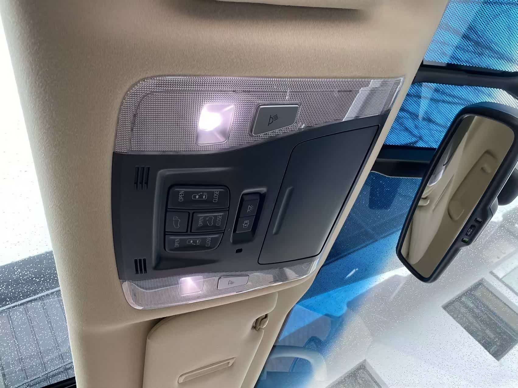 Toyota Alphard, 2019 17