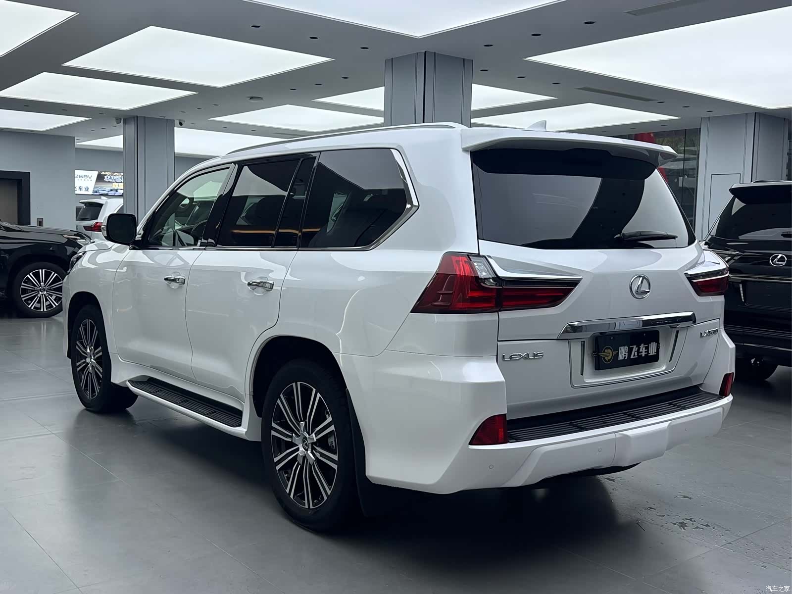 Lexus LX, 2020 23