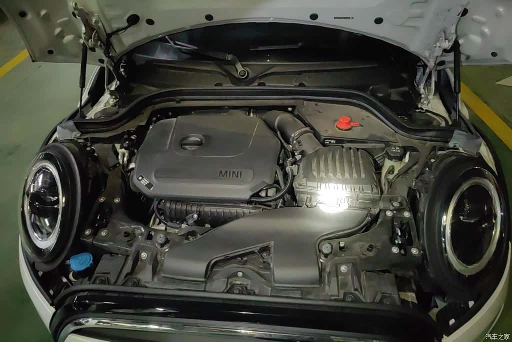 Mini ONE, 2024 10