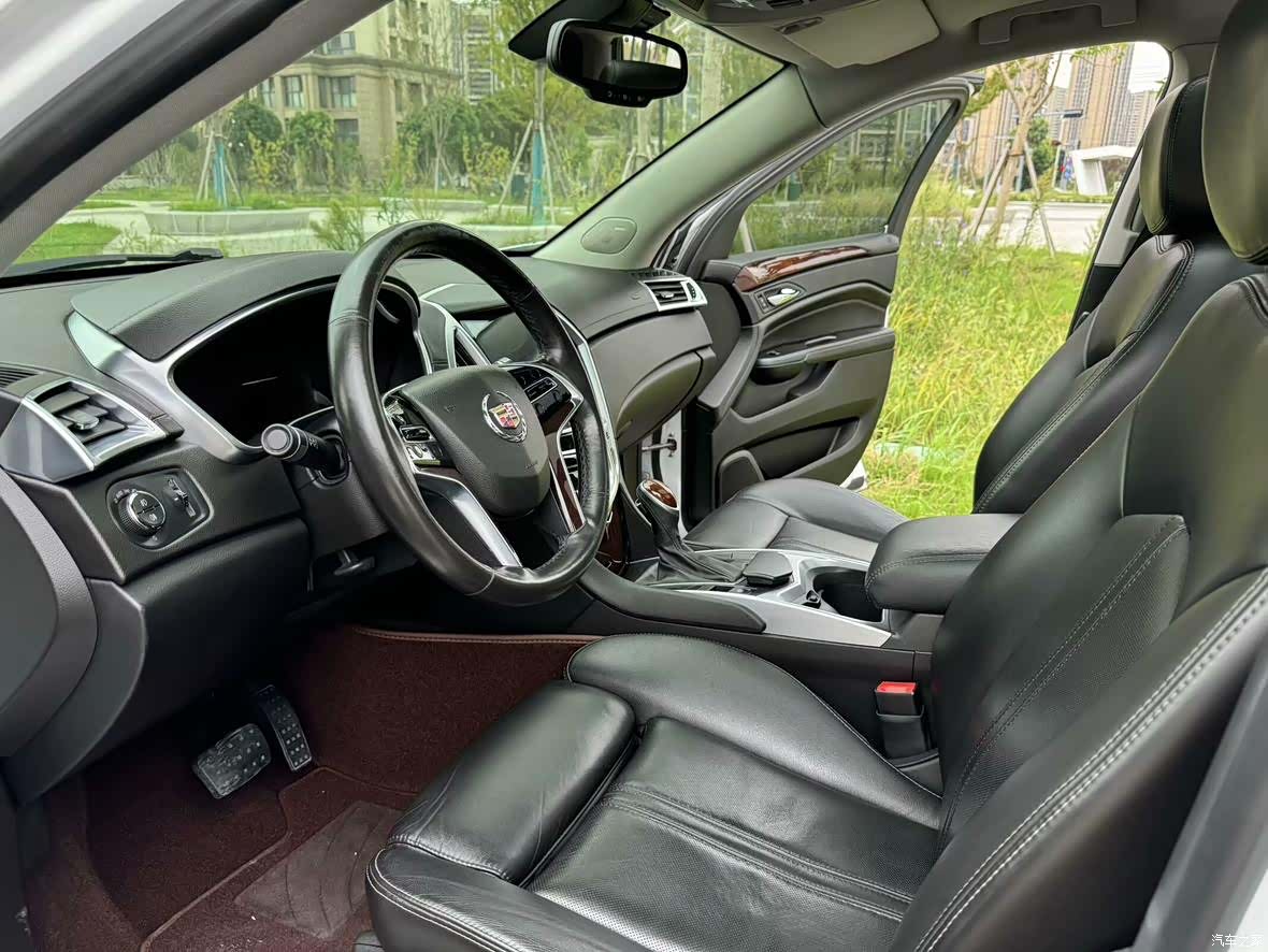 Cadillac SRX, 2014 6