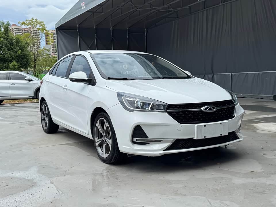 Chery Arrizo 5