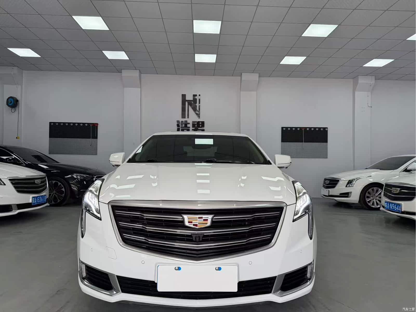 Cadillac XTS, 2018 1