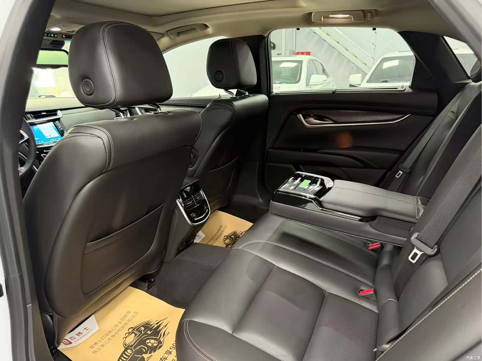 Cadillac XTS, 2018 14