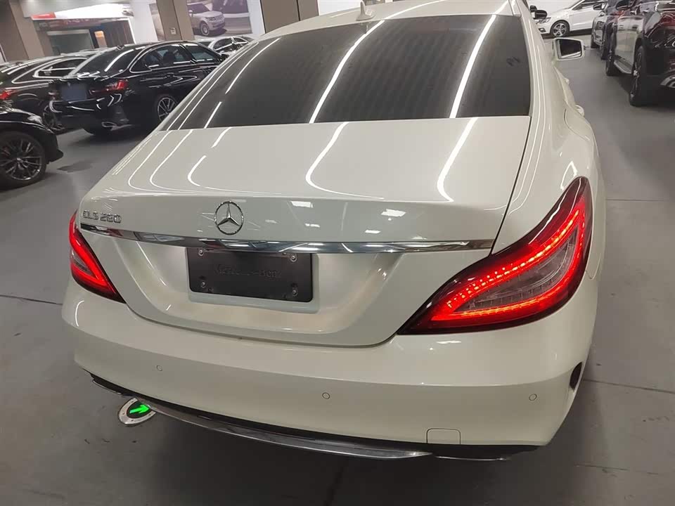 Mercedes-Benz CLS