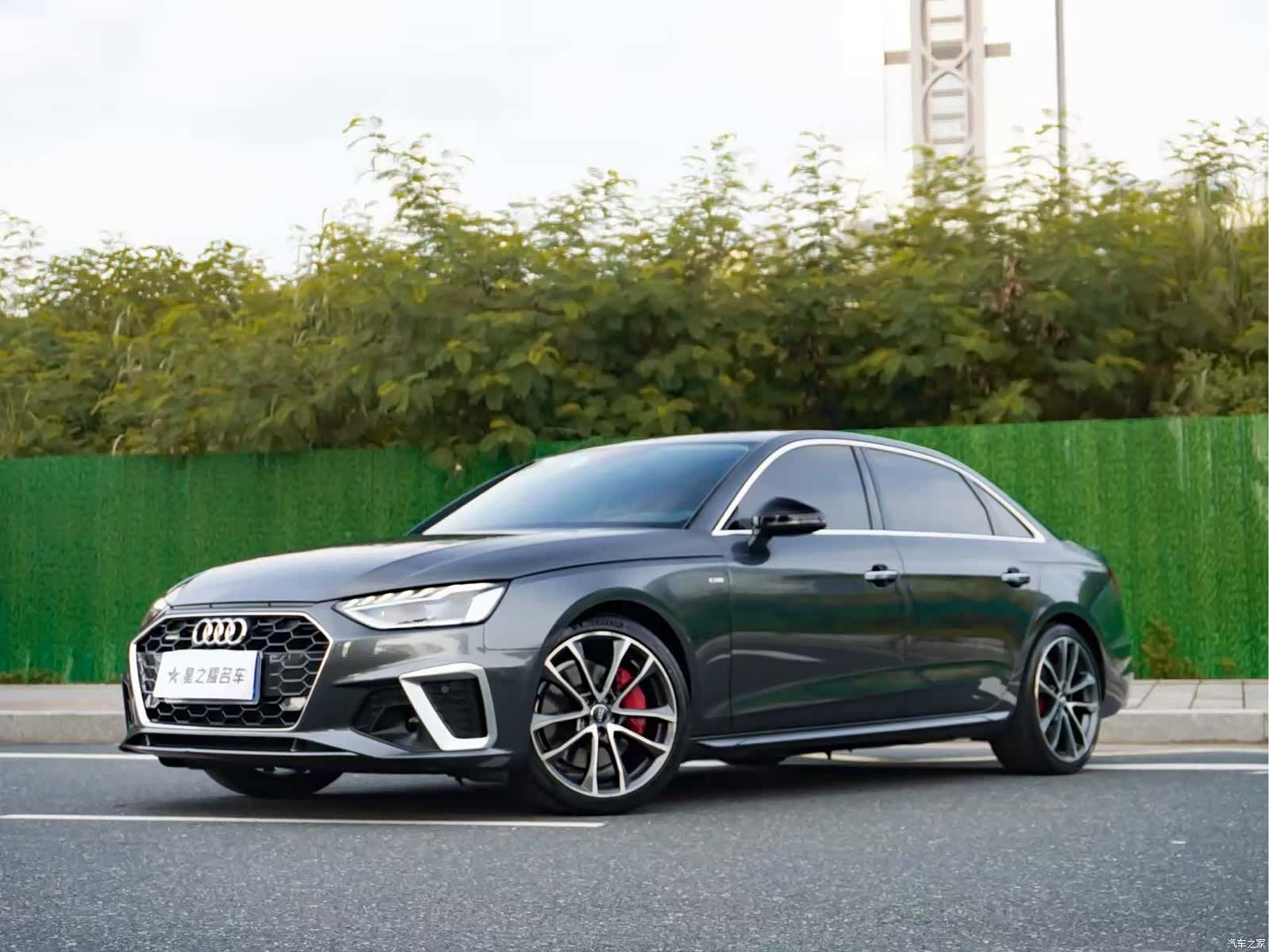 Audi A4L, 2022 1