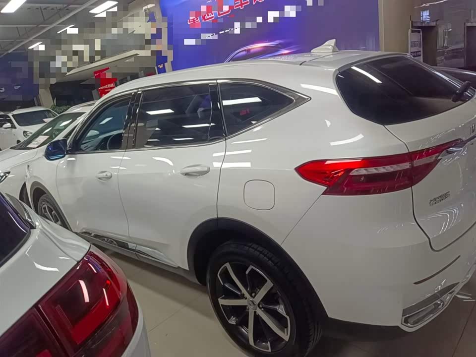 Haval F7