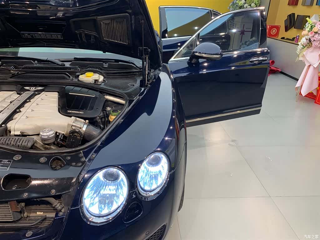 Bentley Flying Spur, 2012 21