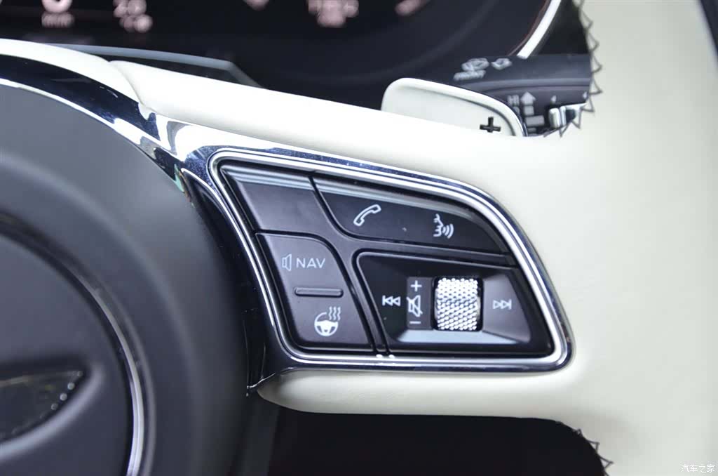 Bentley Bentayga, 2024 16