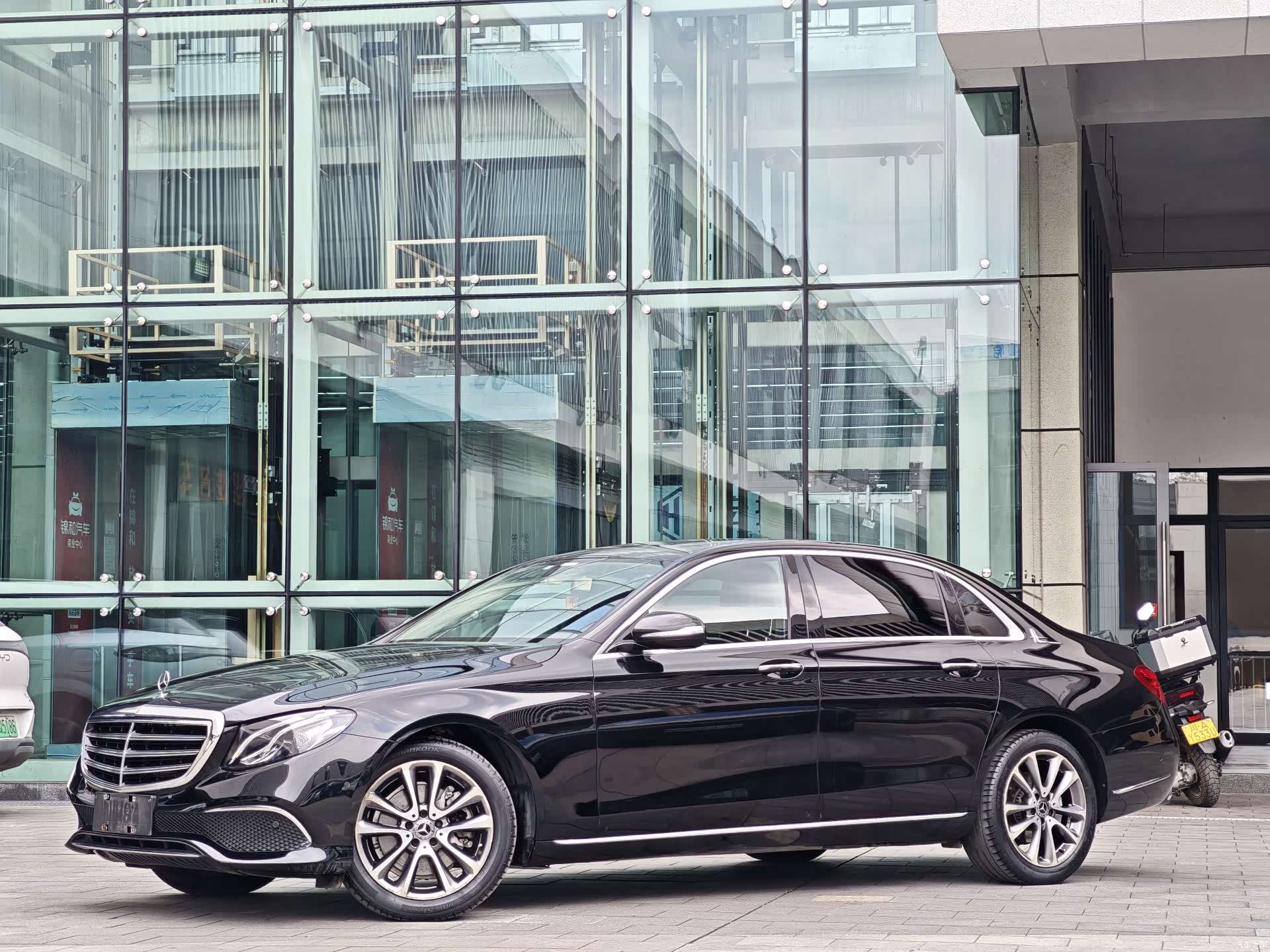 Mercedes-Benz E-Class, 2018 3
