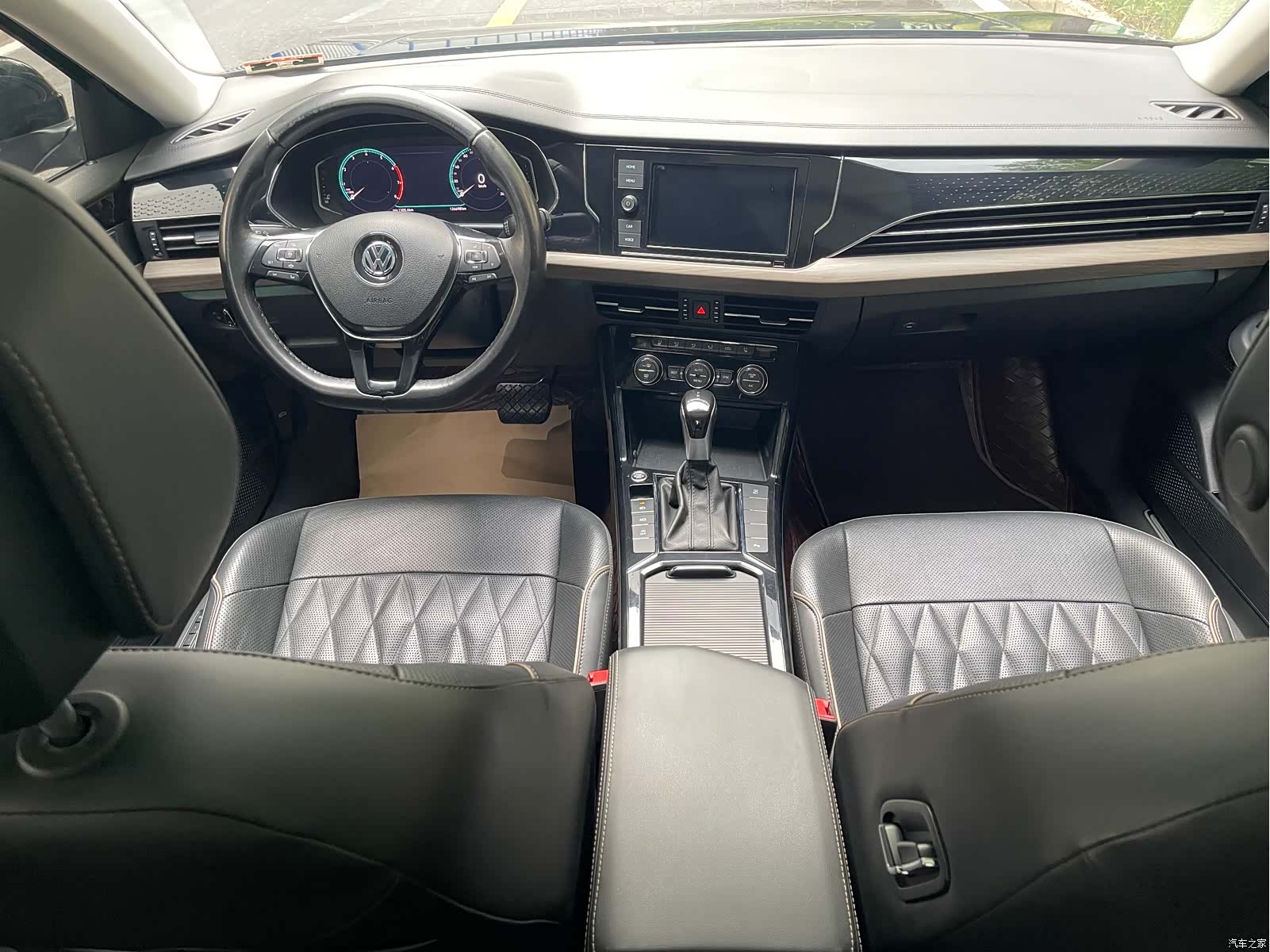 Volkswagen Passat, 2019 8