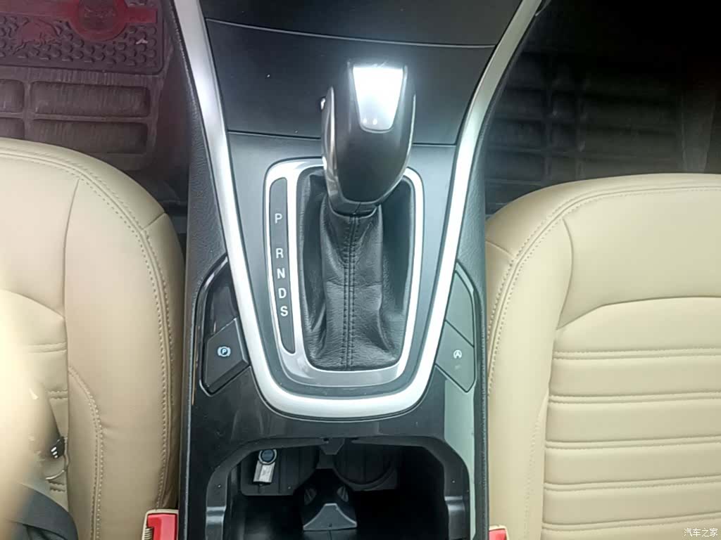 Ford Edge, 2016 10