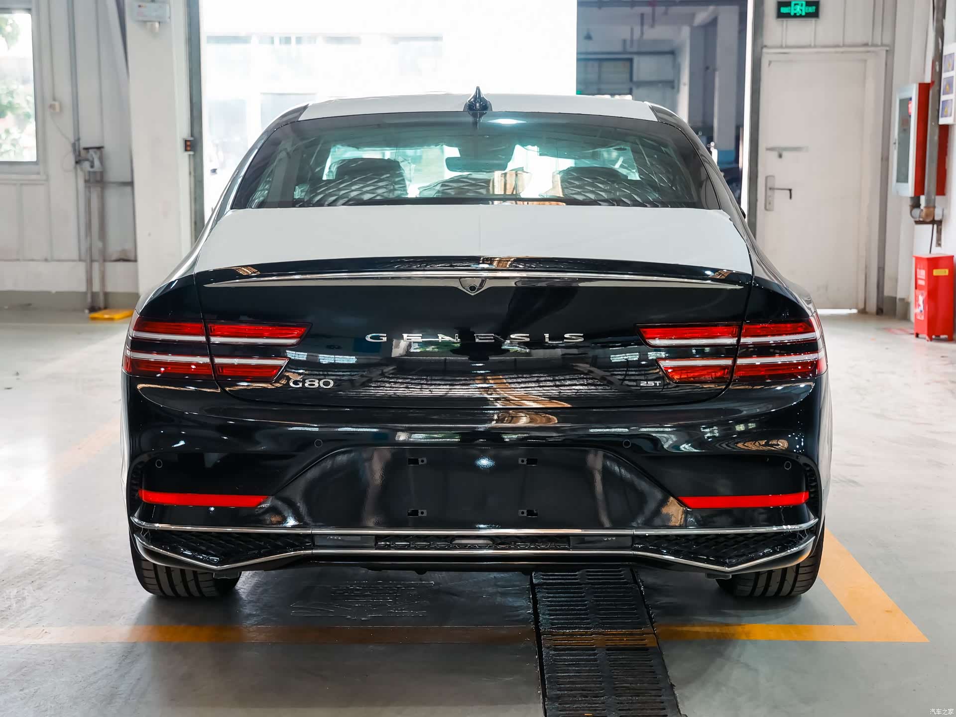 Genesis G80, 2026 4