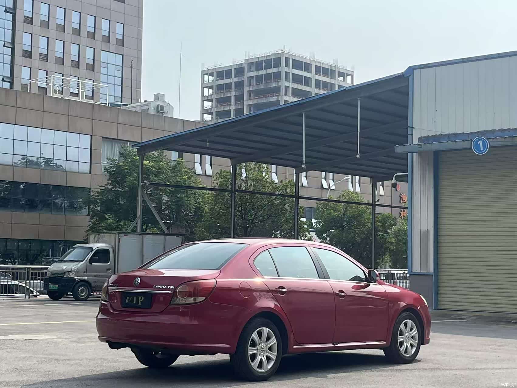 Volkswagen Lavida, 2011 все фото