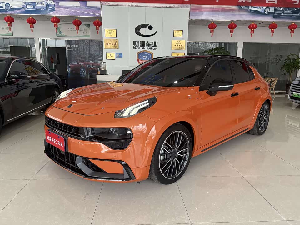 Lynk & Co 02 Hatchback
