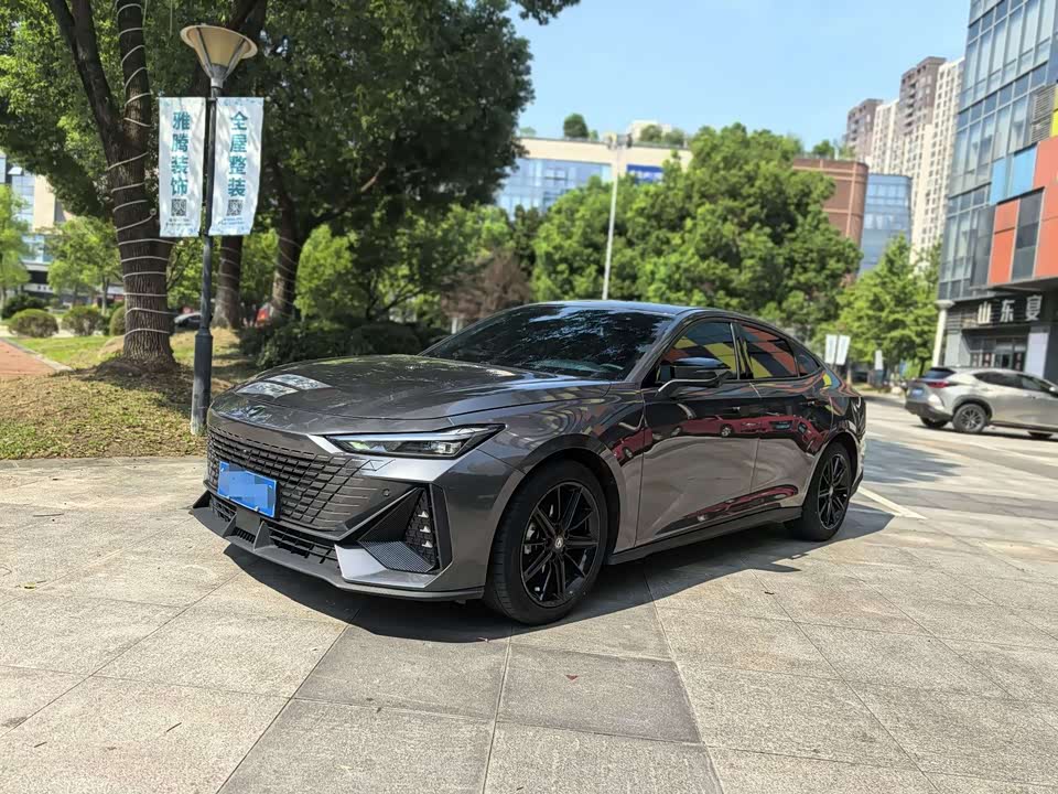 Changan UNI-V