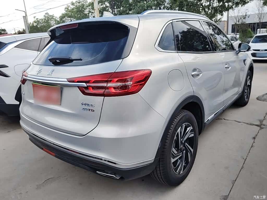 Hongqi HS5, 2023 7