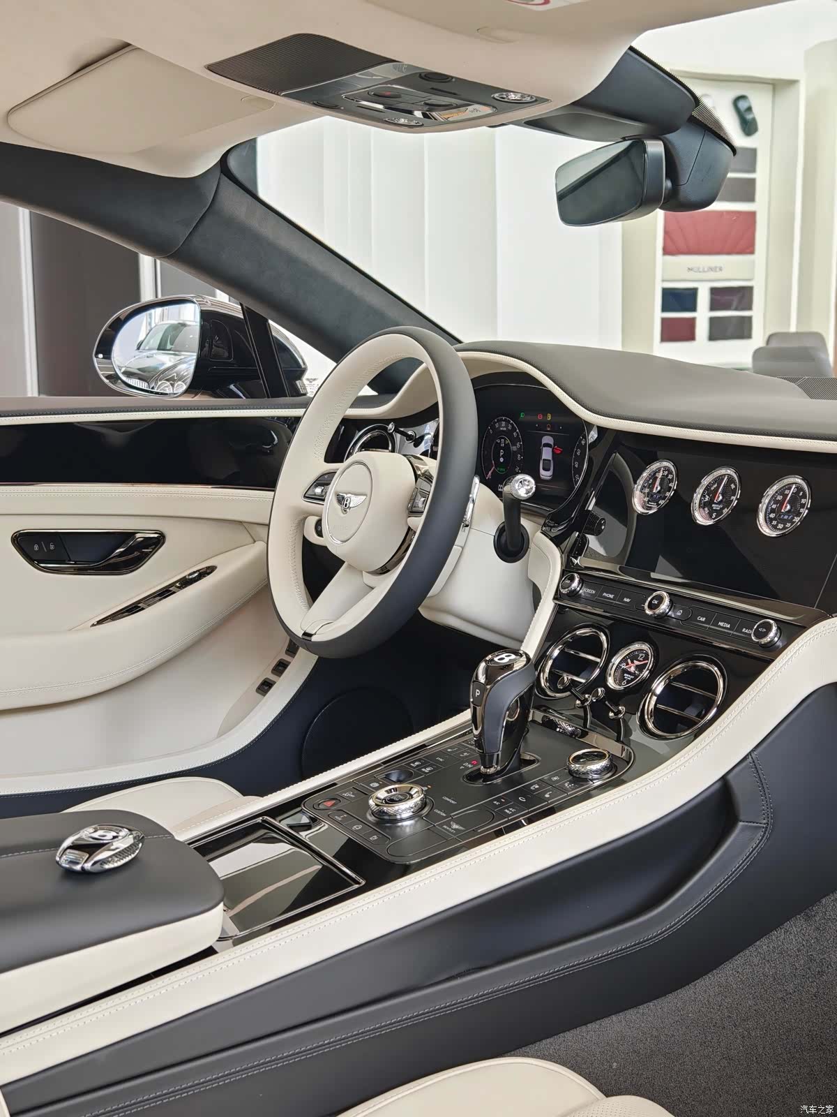 Bentley Continental GT, 2026 7