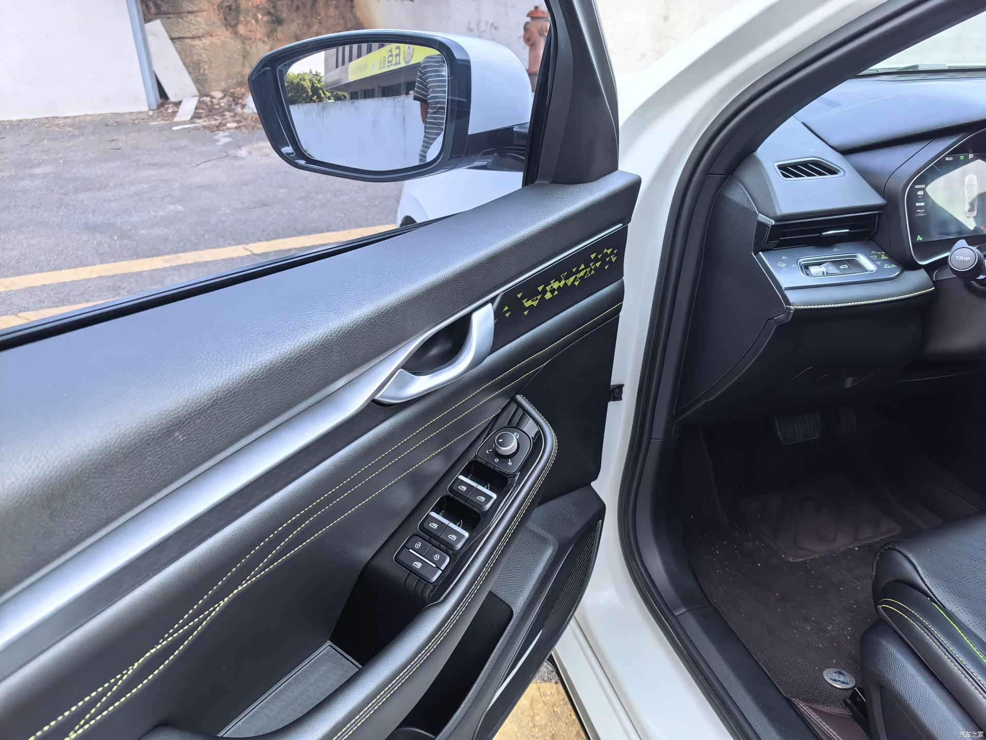 Geely Preface, 2023 4