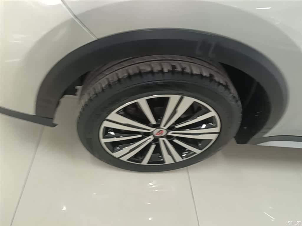 Roewe RX5, 2020 23