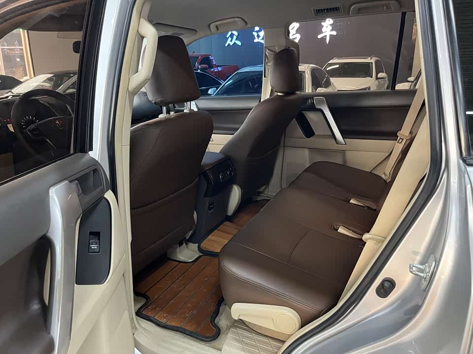Toyota Prado