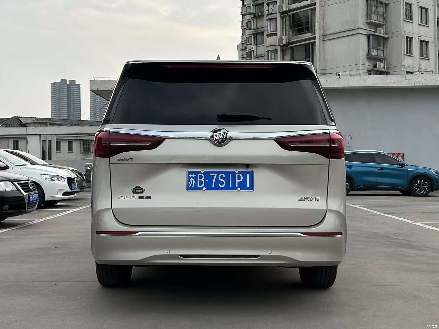 Buick GL8, 2023 9