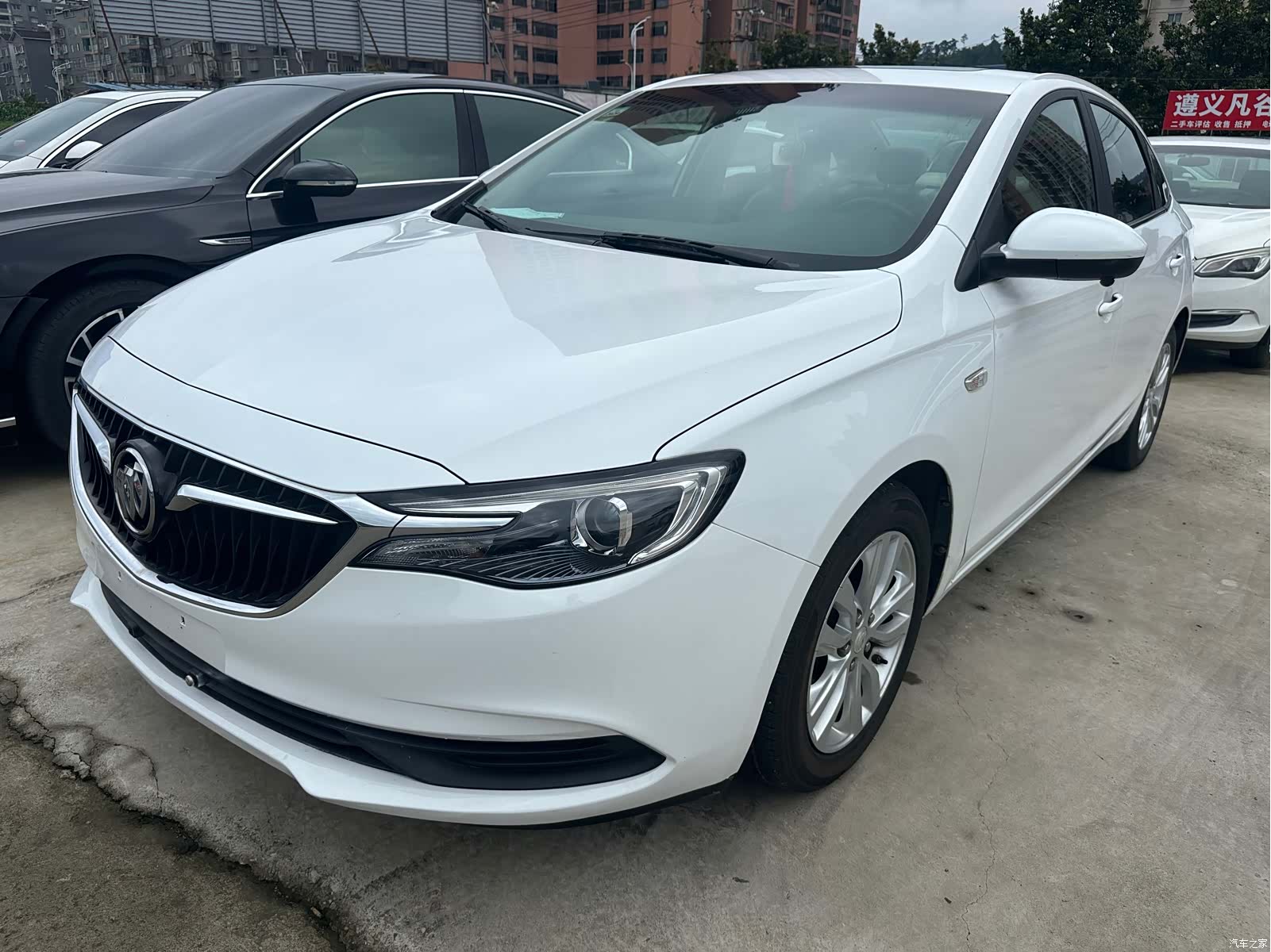 Buick V, 2018 1