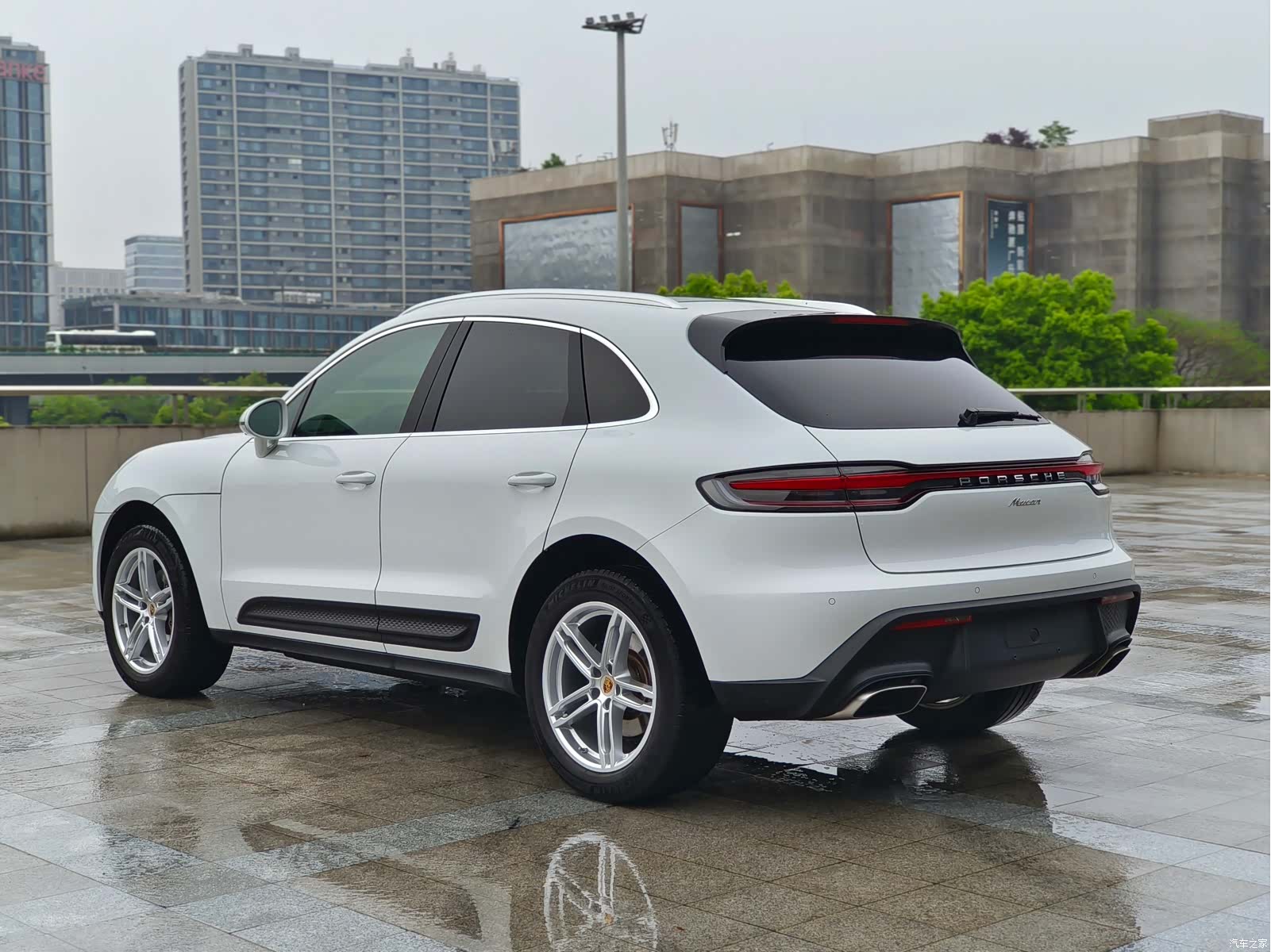Porsche Macan, 2024 7