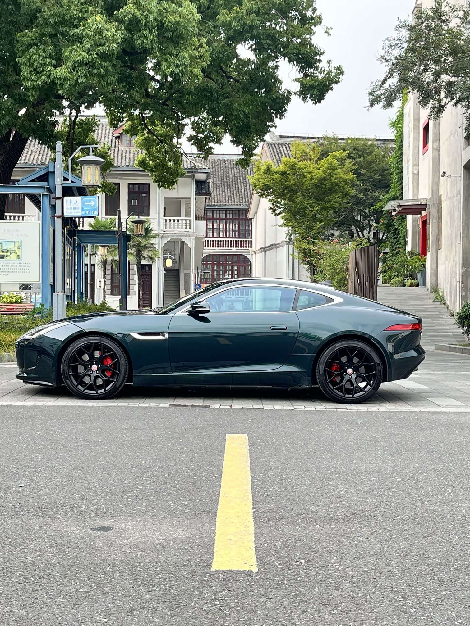 Jaguar F-TYPE, 2015 4