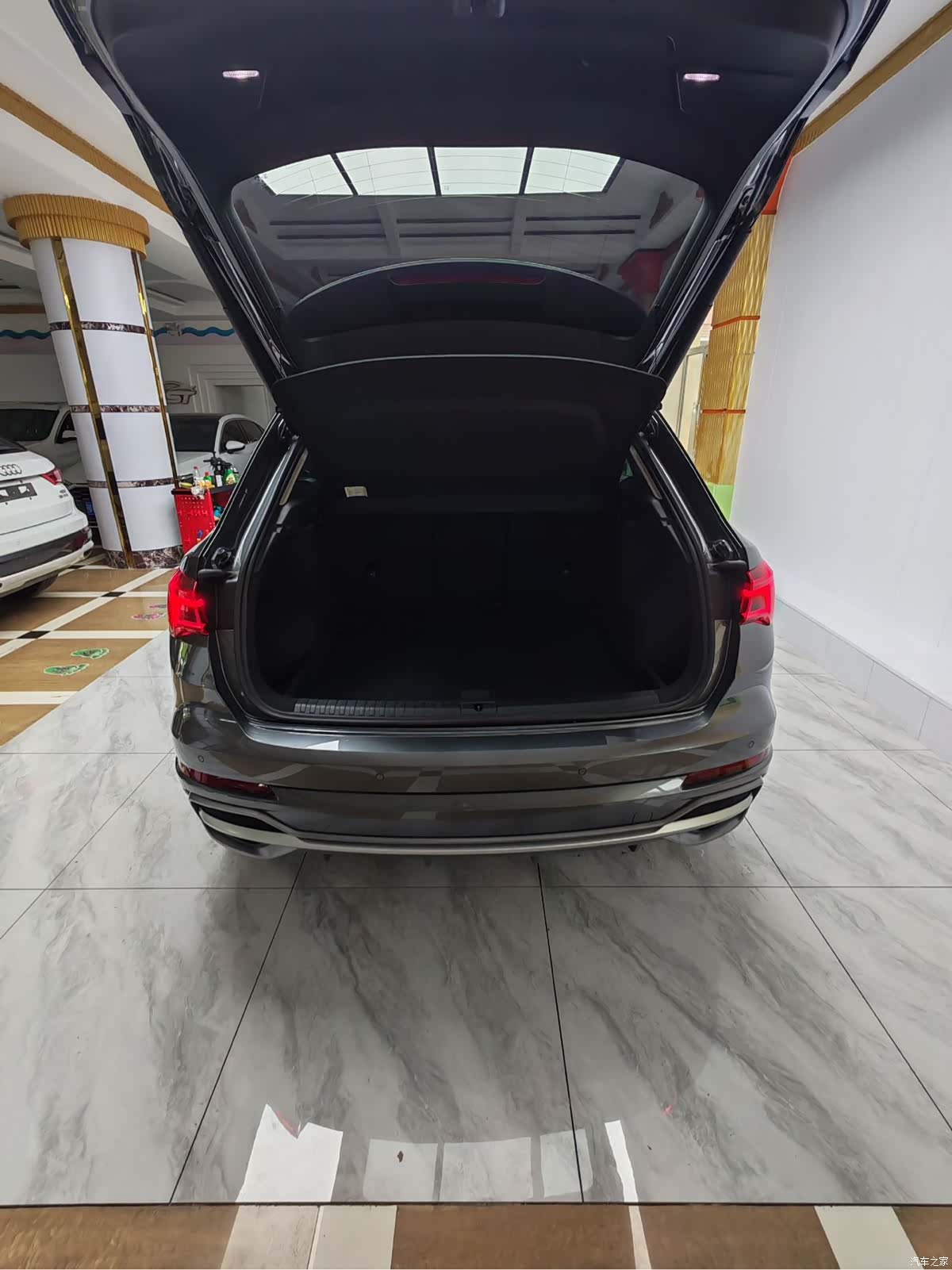 Audi Q3, 2023 12